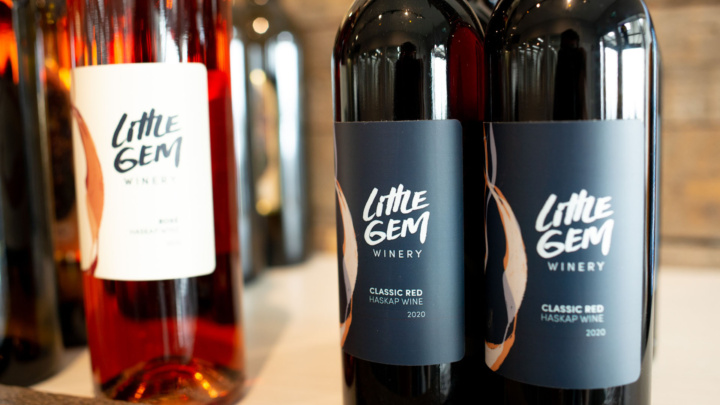 Little gem winery