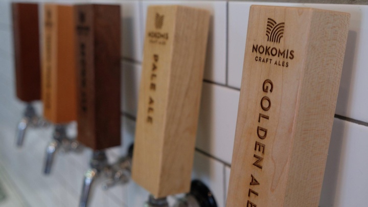 Nokomis taps